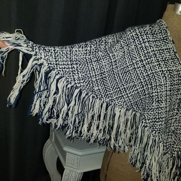 Womens Fringe Knit Poncho Boho /Shawl - Picture 12 of 13